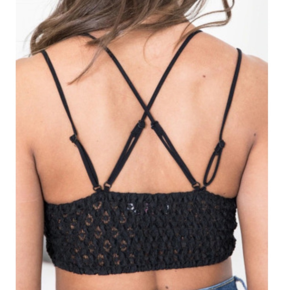 Last ☝️!! Black Lace Bralette - Picture 2 of 3